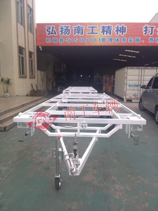 4吨房车底盘 全挂安博（中国）