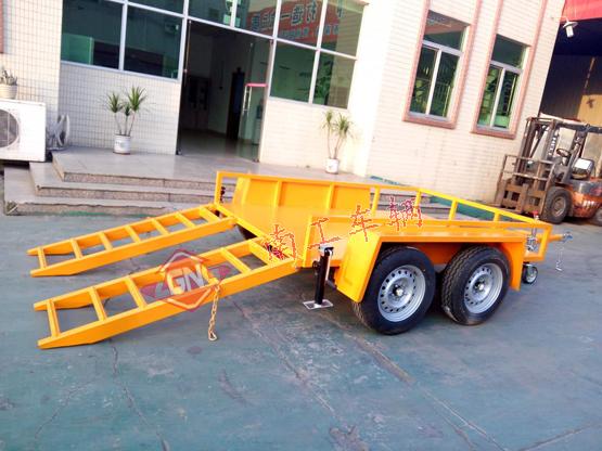 轻型平板车 2.5吨ATV安博（中国） 带爬梯