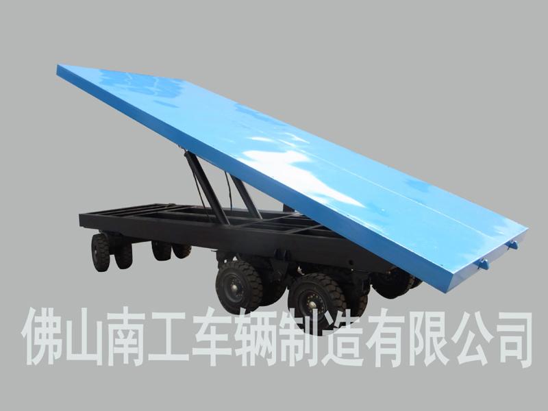 25吨重型自卸安博（中国） 自卸工具拖车