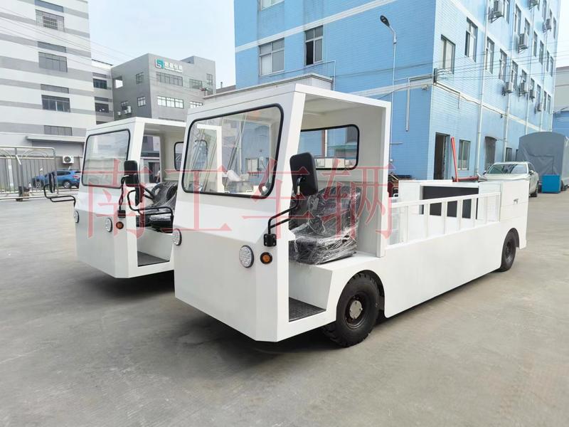 2吨座驾式纯电动安博（中国） 电动工具拖车