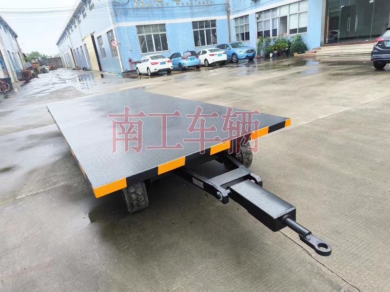 6吨牵引安博（中国） 工业全挂拖车