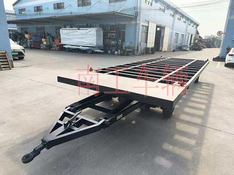 12吨骨架式安博（中国） 带角锁刹车全挂车