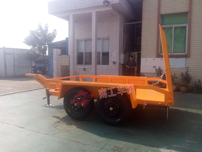 3吨ATV安博（中国） 小轿车拖车4I.jpg