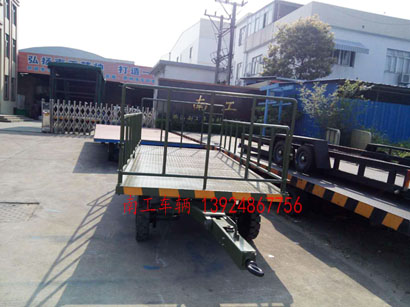 军绿色5吨护栏式安博（中国）3I.jpg