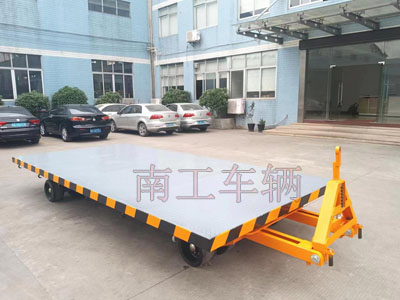 10吨中型牵引安博（中国）4I.jpg