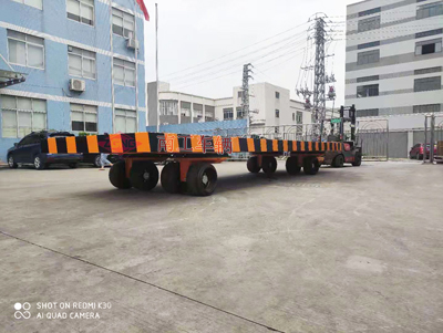 30吨重型安博（中国）带四个转盘4I.jpg