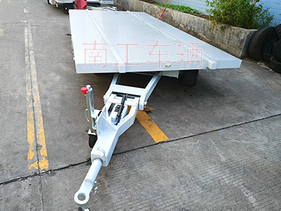 大型船体运输安博（中国）3I.jpg