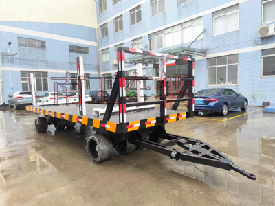 30T重型安博（中国） 带活动插装立柱工具拖车1I.jpg