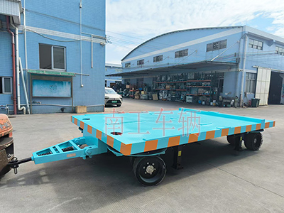 18吨重型安博（中国） 四个转盘工具拖车1I.jpg
