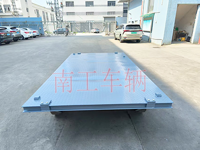 3吨小型牵引安博（中国） 全挂车3I.jpg