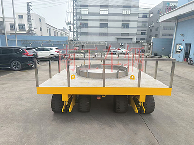 25吨重型安博（中国）带圆型不锈钢上装工具拖车5I.jpg